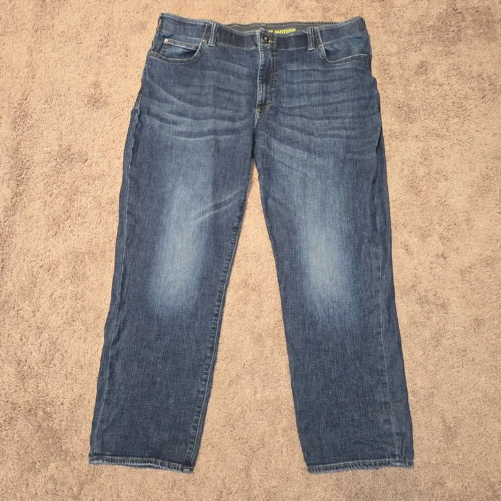 Lee Extreme Motion Jeans Men's 42x30 Denim Blue Regular Fit Straight Leg - Picture 2 of 9